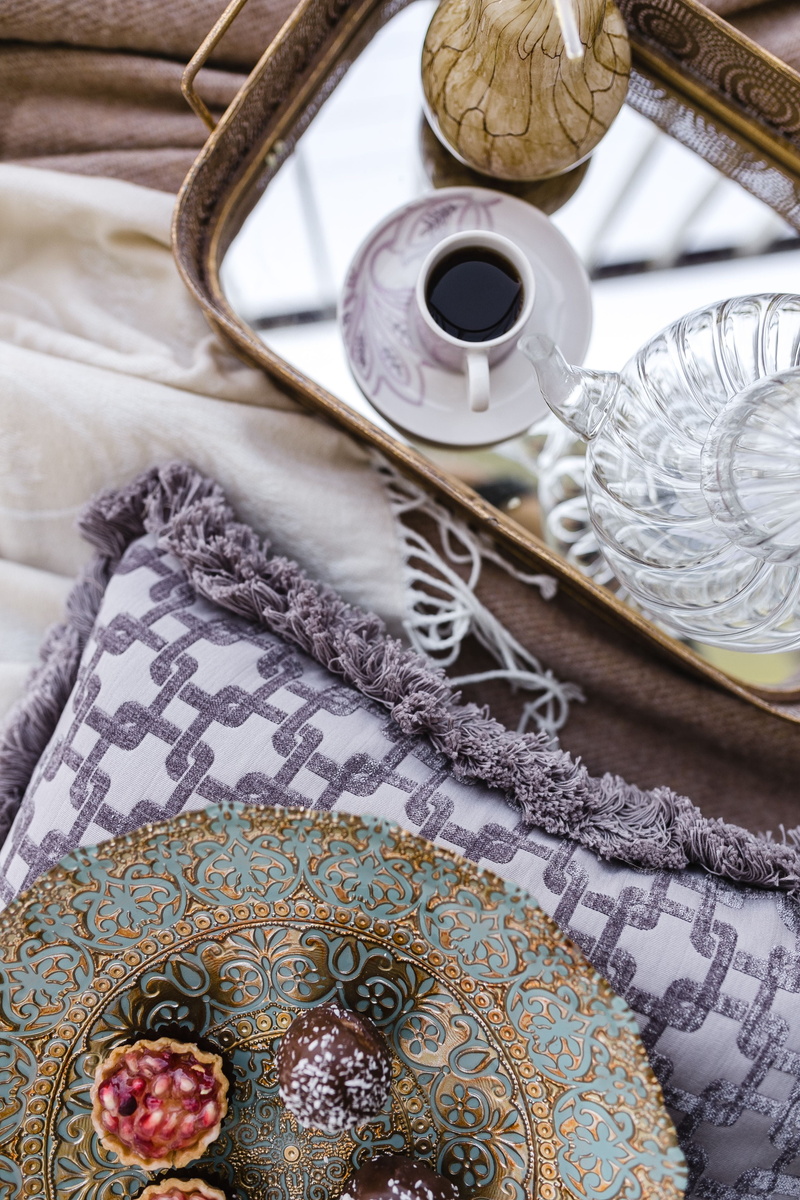 decoration, Exotic, comfy, food, fashion, no people, resting, pillows, food and drink, art and craft, 4K, textile, table, creativity, still life, Decor