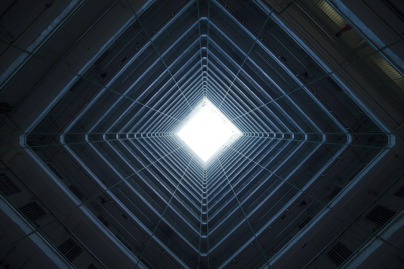 building, architecture, symmetry, 2K, sunlight, modern, balcony