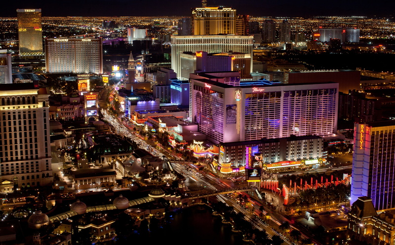 built structure, nightlife, cityscape, rise, United States of America, modern, Cosmopolitan Hotel, strip, The Cosmopolitan Las Vegas, crowd, building exterior
