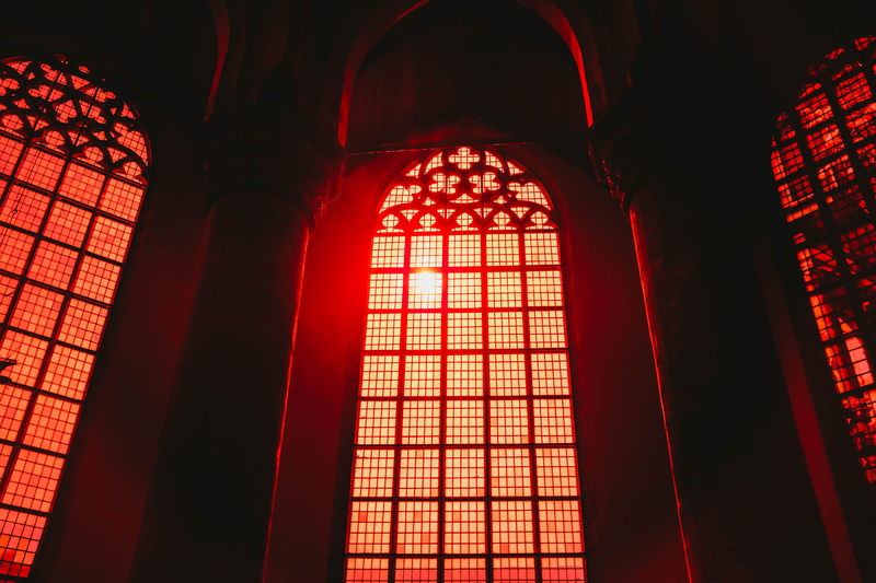 arch, red, ornate, indoors, 5K, glass - material, shapes, lumiere, glass, day, spirituality, high, forme, eglise, rouge, devil, hell, architectural column