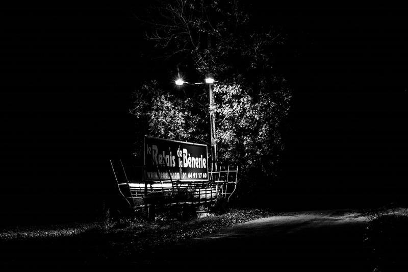 building, trees, lampadaire, night, architecture, illuminated, street, street light, ombres, obscurite, tree, abandoned, building exterior, nuit, sign