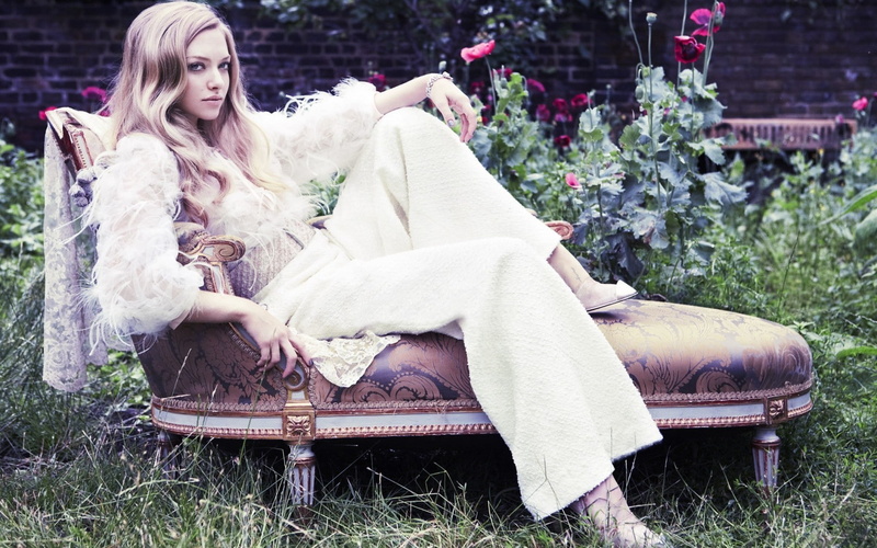 hairstyle, adult, nature, full length, hair, lifestyles, sitting, outdoors, 720P, desaturated, one person, blonde, plant, young adult, Amanda Seyfried