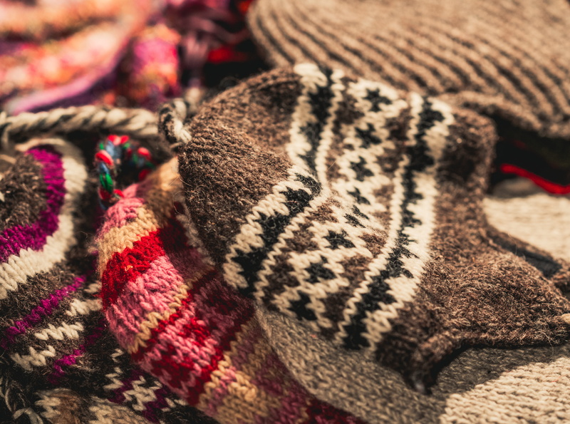 full frame, selective focus, headwear, cozy, knit, animal, advent, no people, domestic animals, cap, christmas, winter, 5K, knitted, textile, warm, sleeping