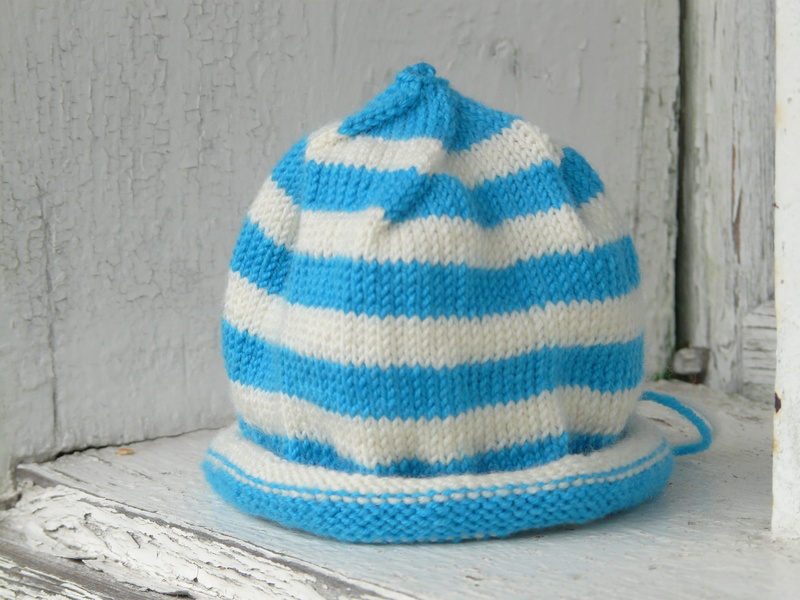 knit, man made, white, knit beanie cap, icy, birth, baby, hygiene, winter, pattern, baby knot hat, softness, no people, art and craft, warm, still life