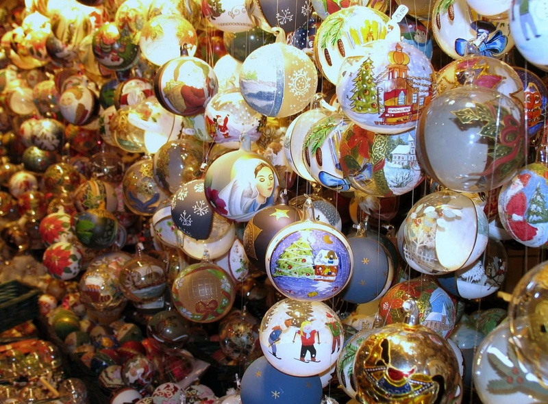 market stall, grand Bazaar, turkey - Middle East, large group of objects, shiny, celebration, retail display, cultures, variation, store, baubles, decor
