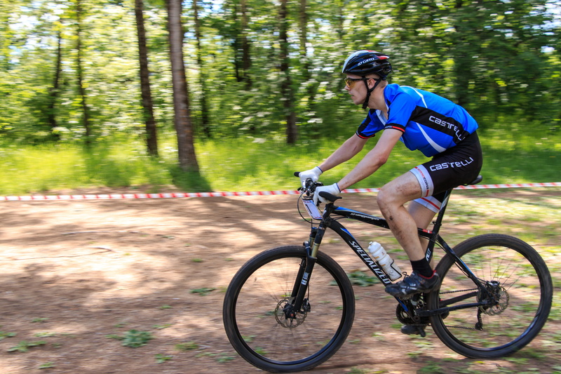 Cyclist, rides, road, qc, man, tree, Race, woodland, summer, competition, bicycle, headwear, outdoors, sports, Bike, sports clothing, daytime, mountain bike