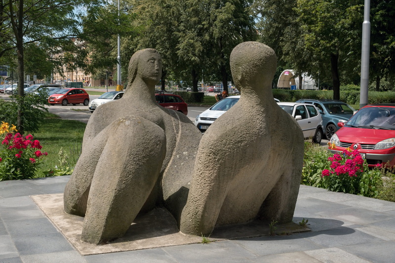 motor vehicle, day, statuary, land vehicle, transportation, statue, no people, art and craft, creativity, 4K, human representation, park - man made space