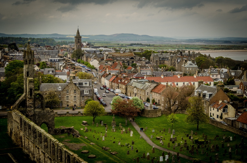 cityscape, building exterior, tourism, 4K, townscape, city, no people, building, history, landscape, plant, famous Place, sky, europe, roof, transportation