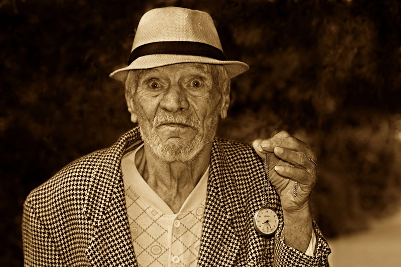 old, senior adult, serious, watch, contemplation, one person, human face, elderly, time, portrait, black background, hat, men, clothing, looking at camera