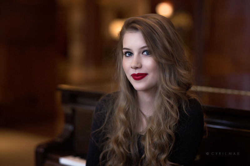 1080P, red lipstick, women, depth of field, Cyril Max, smiling, portrait, blonde