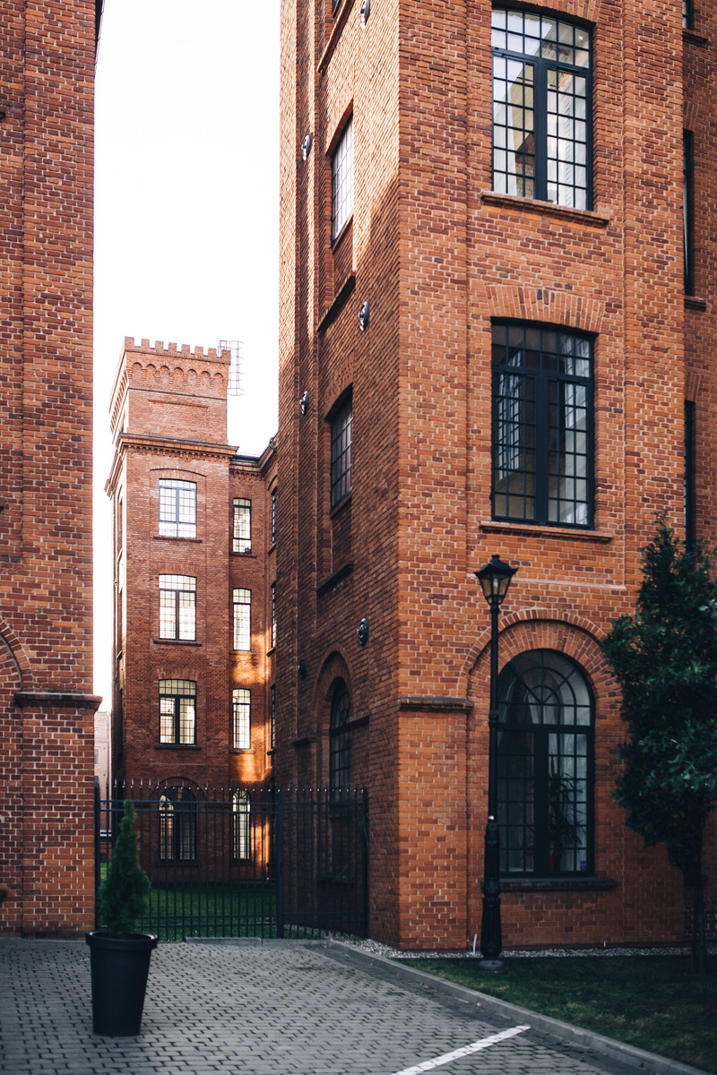 sunlight, urban, no people, architecture, street, building, window, location, house, town, residential district, old, day, apartment, aparts, Lodz, buildings