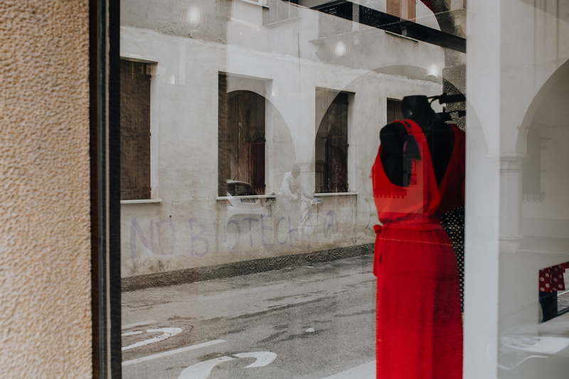 2K, building, Italy, buildings, full length, window, clothing, standing, castelfranco veneto, may, reflection, spring, one person, outdoors, scarf, day