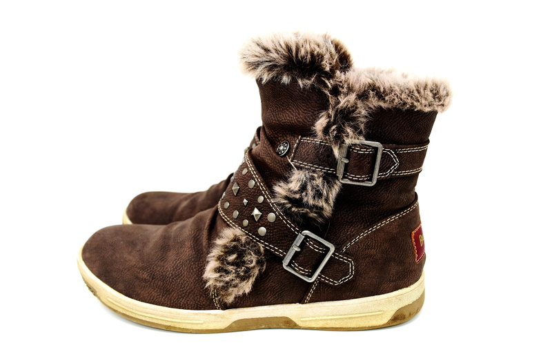 clothing, boots, shoelace, cut out, leather boots, copy space, warm clothing, suede, womens shoes, warm, fashion, jeans, still life, white background, chic