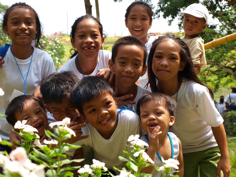 happiness, sister, outdoor, group, school, group of people, pre-adolescent child, cheerful, filipino, offspring, positive emotion, shirts, girls, girl