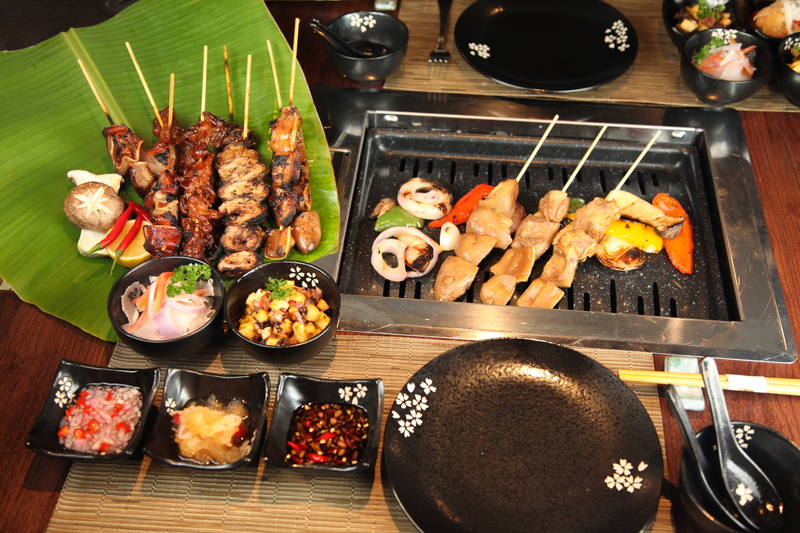 indoors, ready-to-eat, grill, no people, table, chopsticks, summer, tray, temptation, barbecue grill, freshness, grilled, dinner, asian food, meal, serving size