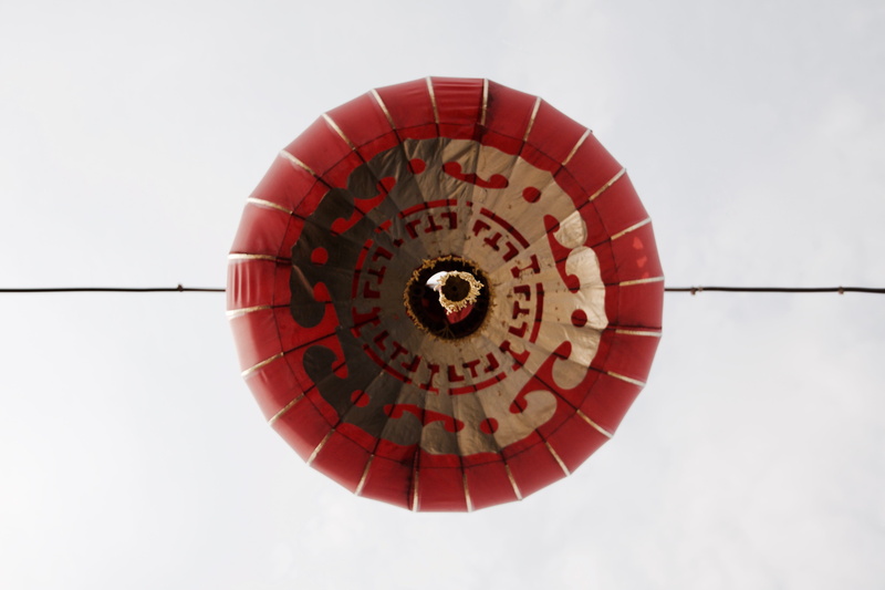 asia, orange, studio shot, day, copy space, chinese lantern, directly above, flying, string, circle, still, indoors, no people, adventure, hong kong, composition