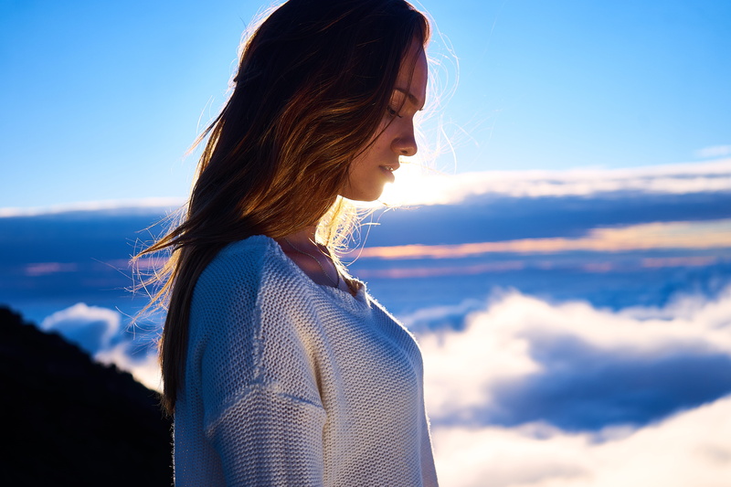 near, adult, standing, woman, freedom, women, blue, hairstyle, sky, one person, 5K, profile, looking down, long hair, looking, sun, beautiful people, girl