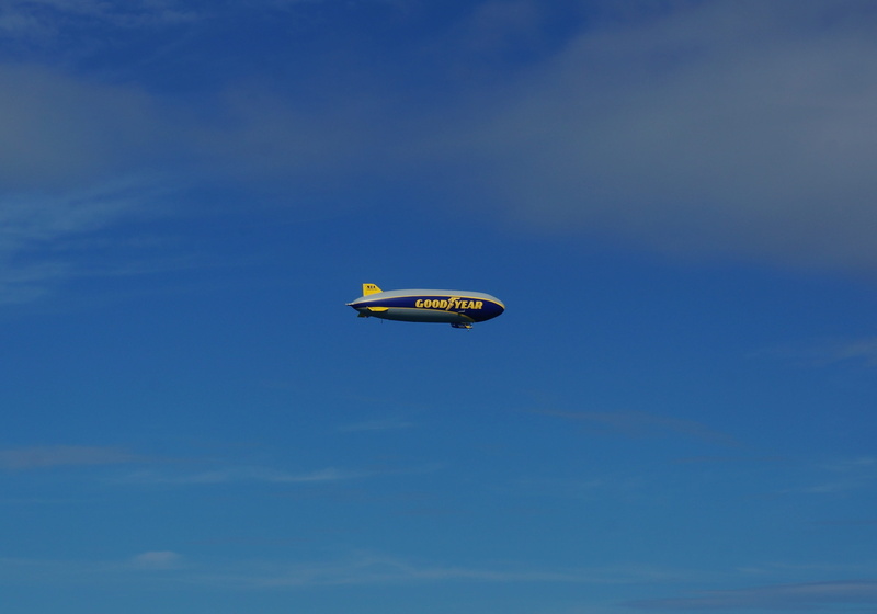 extreme sports, freedom, air vehicle, cloud - sky, nature, sport, sky, motion, low angle view, goodyear, Zeppelin, single object, insect, inflatable, mode of transportation
