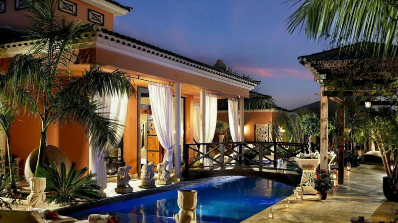 water, building exterior, 1080P, mansion, pool, home, spain, wealth, hacienda, no people, travel destinations, nature, architecture, leisure, tropical climate