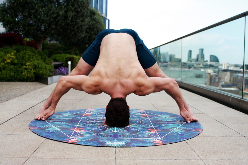 wellbeing, headstand, blue, flexibility, building exterior, full length, yoga mat, swimming pool, city, lifestyle, fitness, sport, healthy lifestyle, concentration