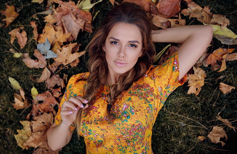 face, look, 1080P, Xenia, Hakan Erenler, leaves, autumn, Ksenia Turlava