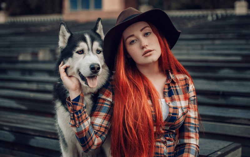 red, dog, long hair, husky, Hakan Erenler, redhead, girl, Victoria Belova, look, hat, 1080P