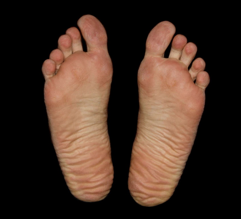 close-up, human hand, sole of foot, black background, human finger, human skin, human foot, men, toes, feet, human toe, adult, one person, body part, indoors