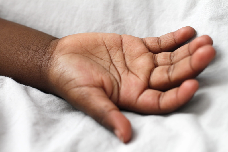 family, sheets, healthcare and medicine, bedroom, people, white, women, bed, females, softness, 4K, Hand, person, adult, baby, care, human finger, young