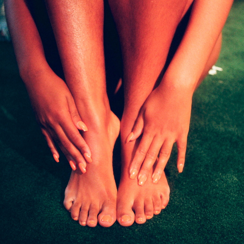indoors, person, low section, hands, skin, nails, real people, manichure, toenail, nais, pedicure, 2K, nail polish, adult, feet, people, barefoot, human body part