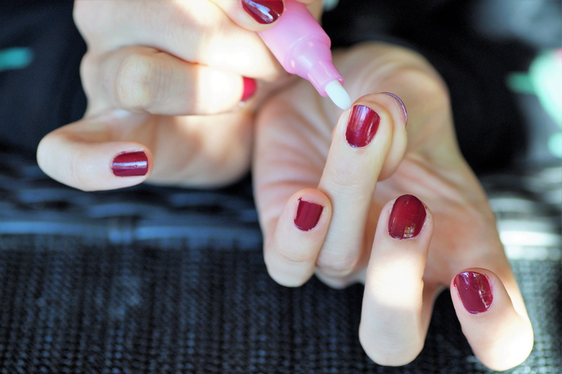 body part, edit, beauty treatment, human limb, painting, varnish, toenail, nails, nail, finger, hand, one person, human toe, concealer, nail polish, human finger