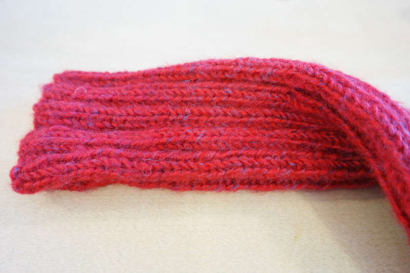 pink color, craft, knitting, close-up, tubular, white background, pattern, knitted, knitted fabric, single object, material, hand warmers, clip on, creativity