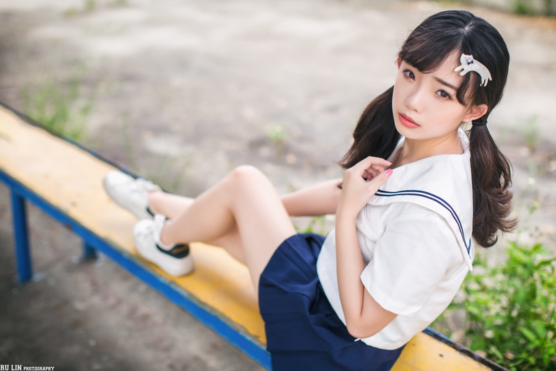 sneakers, brunette, schoolgirl, sailor uniform, model, hair pins, long hair, women, Ning Shioulin, women outdoors, outdoors, Asian, portrait, school uniform