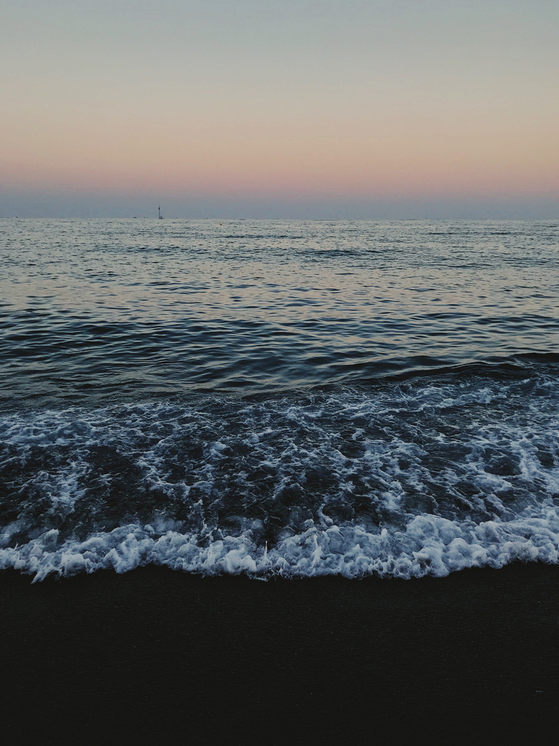 motion, paseo marítimo de barceloneta s/n, horizon over water, sunset, sport, sky, outdoors, scenics - nature, idyllic, nature, 4K, sea, horizon, spain