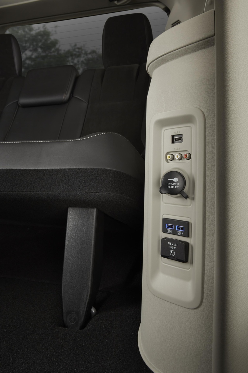 country, town, minivan, car, chrysler, s, n, 2K, amp
