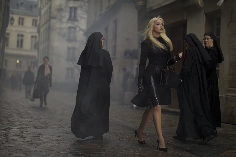 street, architecture, Amber Heard, people, full length, Movie, 3 Days to Kill, hairstyle, young women, focus on foreground, real people, lifestyles, standing