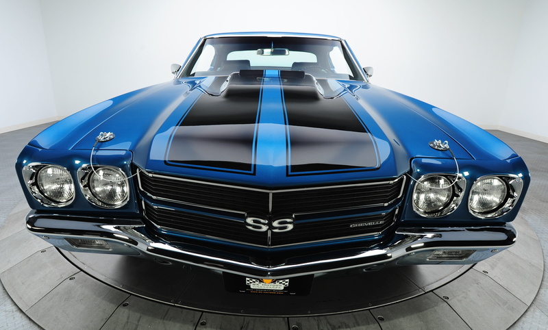 2K, car, no People, indoors, shiny, stationary, engine, exhibition, mode of Transport, headlight, classic, chrome, chevelle, Sevil, close-up, germany