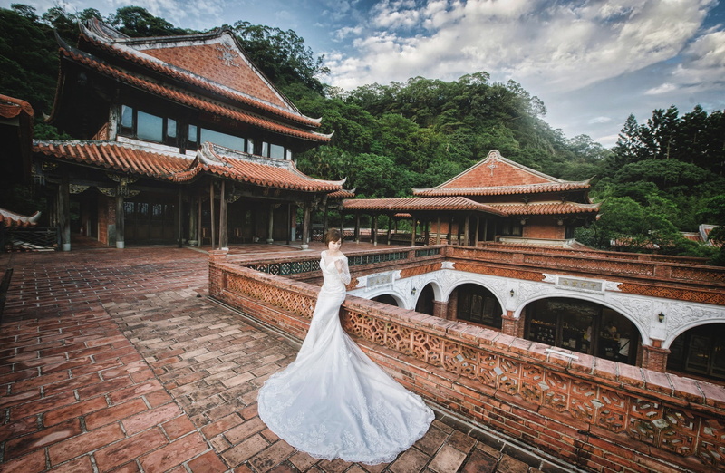 architecture, day, no people, women, brides, wedding dress, nature, religion, building, building exterior, roof, cloud - sky, 1080P, built structure, sky