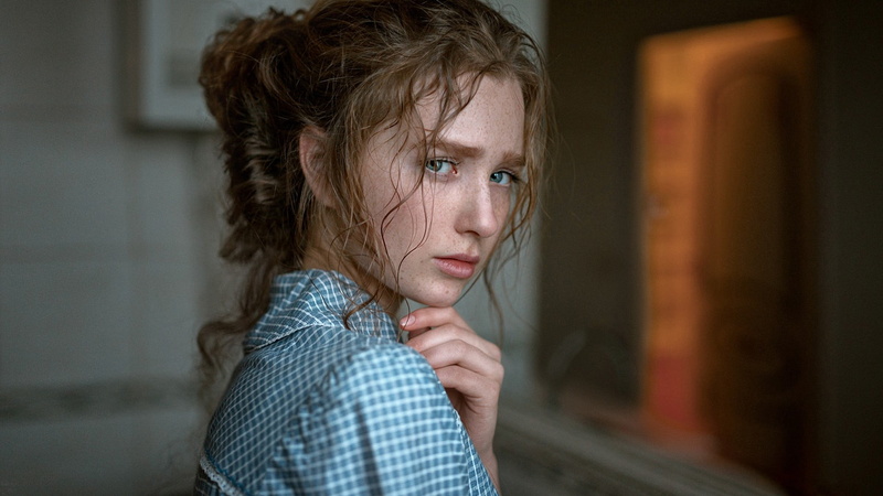 contemplation, depression - sadness, sadness, disappointment, 1080P, face, blonde, one person, girls, emotion, portrait, serious, women, standing, childhood