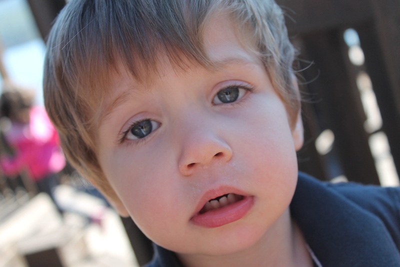 baby, unhappy, young, depressed, human body part, loneliness, day, teardrop, kid, focus on foreground, looking at camera, boy, childhood, white, 1080P