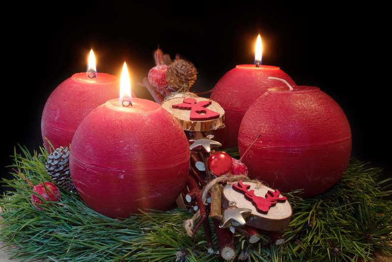 shining, nature, light, advent wreath, third advent, candle, contemplative, heat, red, advent, 5K, candles, fire, celebration event, candlelight, christmas jewelry