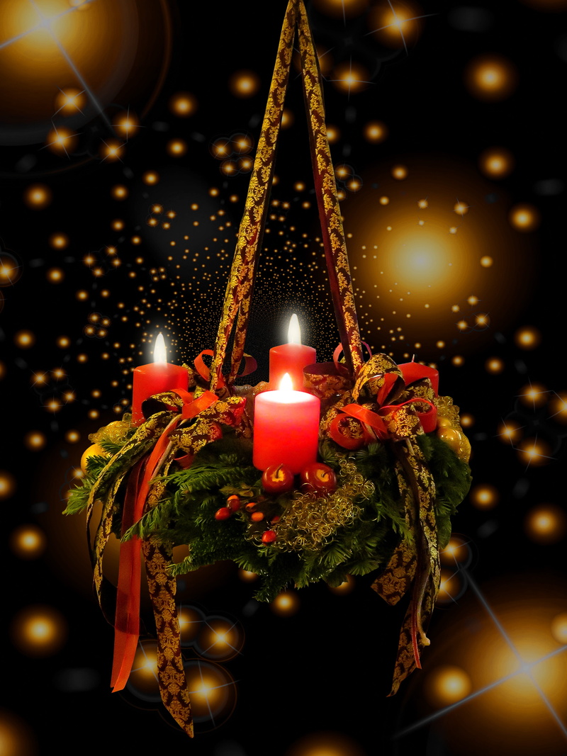 indoors, decoration, luminosity, 5K, christmas ornament, fire, advent wreath, close-up, nature, christmas jewelry, contemplative, greeting card, advent candle