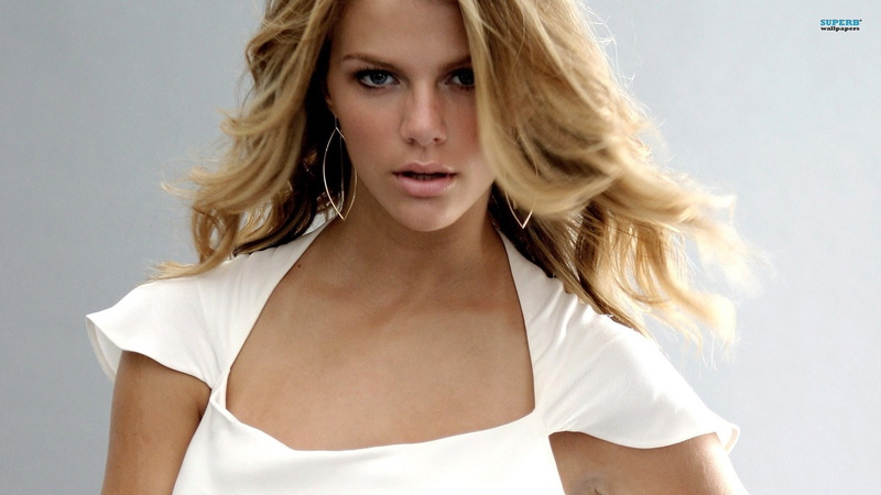 portrait, looking at camera, hairstyle, hair, women, blond hair, young adult, long hair, indoors, studio shot, human hair, model, beautiful people, Brooklyn Decker