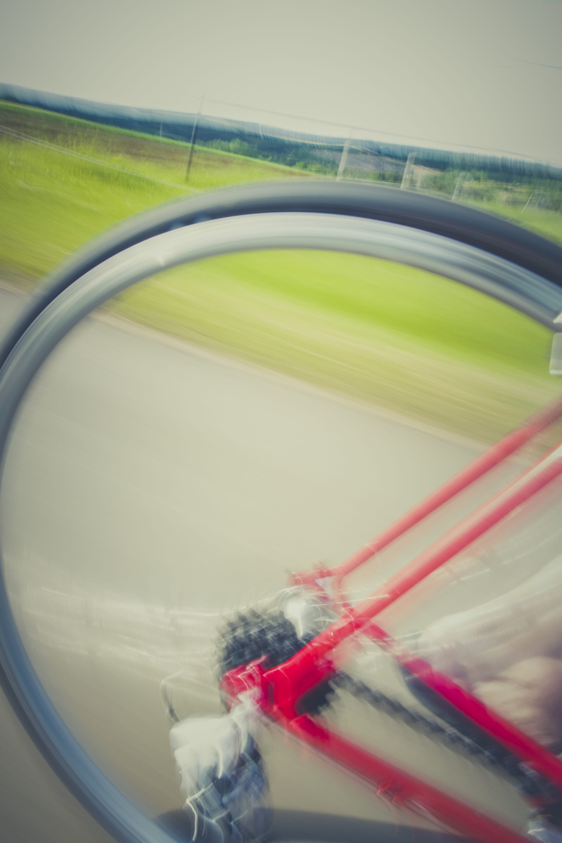 container, bike, land vehicle, cycle, window, motion, chrom, customized, mode of transportation, crown gear, car, classic, design, no people, glass - material