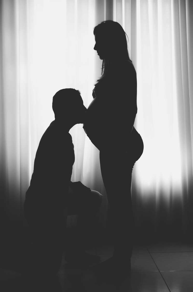 men, daughter, women, positive emotion, 2K, adult, standing, window, real people, curtain, silhouette, kissing, lifestyles, side view, face to face, s