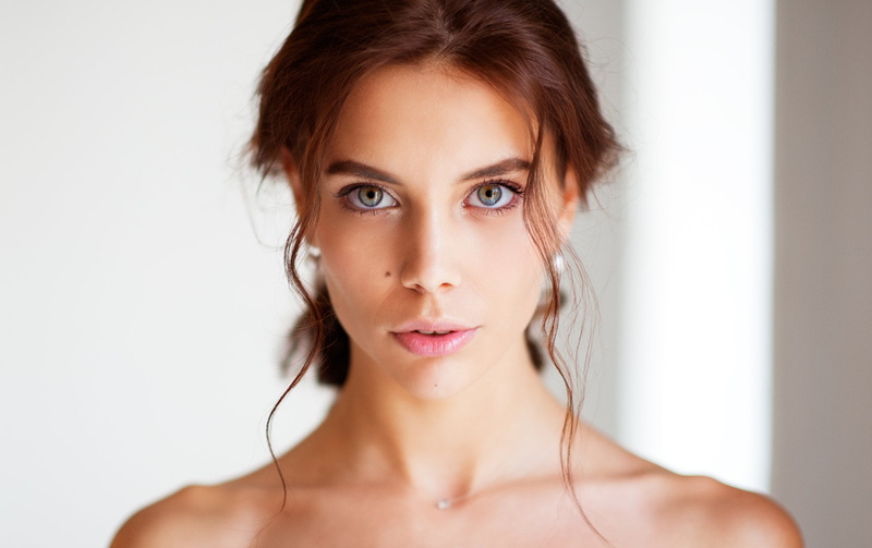 pink lipstick, looking at viewer, face, gray eyes, model, women, bokeh, Maxim Romanov, bare shoulders, portrait, 1080P