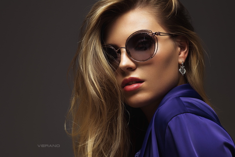 beautiful woman, hair, simple background, model, sunglasses, headshot, long hair, young adult, beauty, portrait, women, studio shot, close-up, face, purple