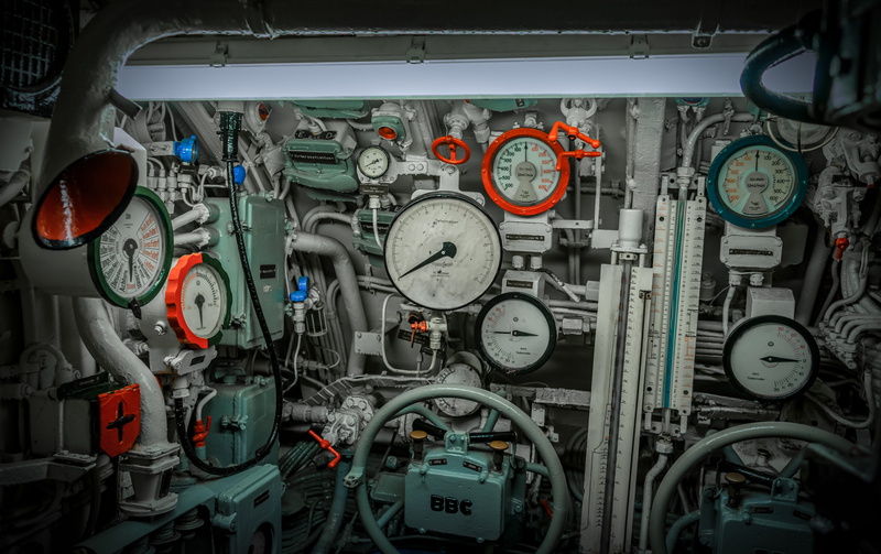 equipment, valves, accuracy, voice tube, no people, measuring instruments, complexity, industrial equipment, clock, industry, meter - instrument of measurement