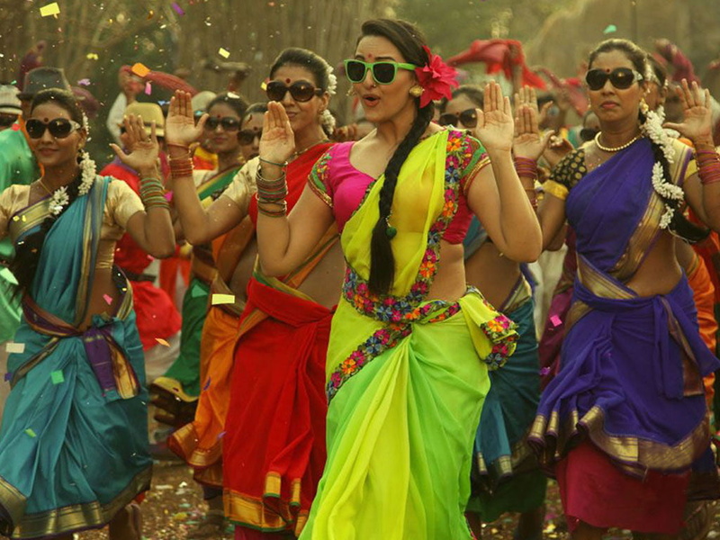 lifestyles, arts culture and entertainment, 2012, happiness, carnival - celebration event, Movies, dresses, 480P, adult, joker, fashion, Bollywood Movies