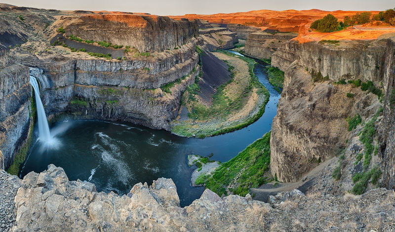 rock - object, river, outdoors, tranquil scene, rock, flowing, landscape, power in nature, non-urban scene, solid, 1080P, rock formation, nature, palouse falls