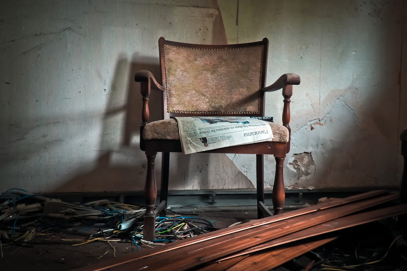 run-Down, wall - building feature, day, newspaper, broken, pforphoto, lapsed, messy, decay, darkness, weird, 4K, antique, armchair, dirty, frightening